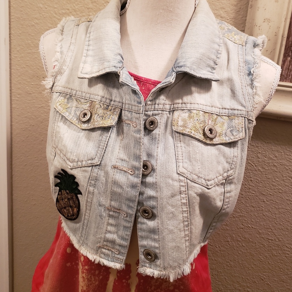 Beach Patched Gold Lace Vest